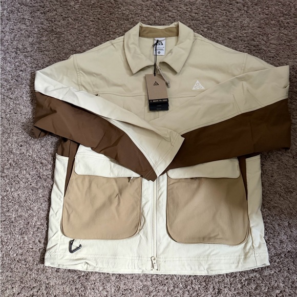 Nike ACG Other - Nike ACG Smith Summit UV Repel Jacket Khaki Beige Mens Small HV0598-229